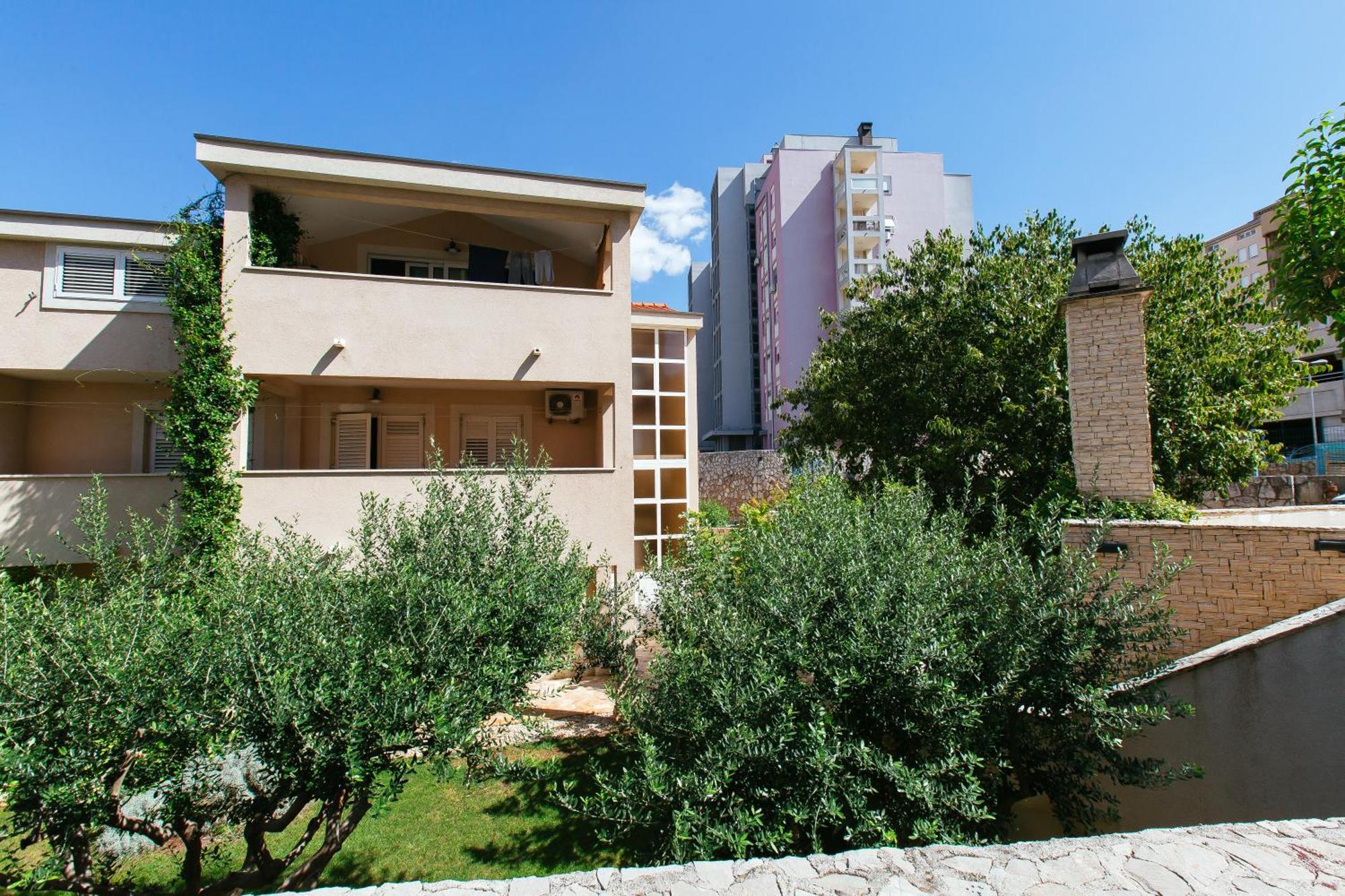 Apartmán Split City Stay,Family Garden Apartments ,Kids Friendly, Parking In Private Garage Split